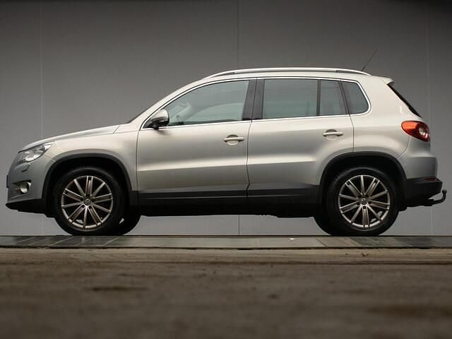 Grijs Gebruikt 2008 VW Tiguan Trendline SUV | € 6.945 (Eerlijke prijs) - Afbeelding 1/4