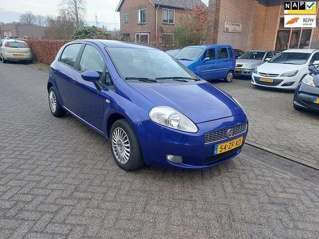 Blauw Occasion 2008 Fiat Grande Punto Cross Hatchback | € 599 (Super prijs) - Afbeelding 1/4