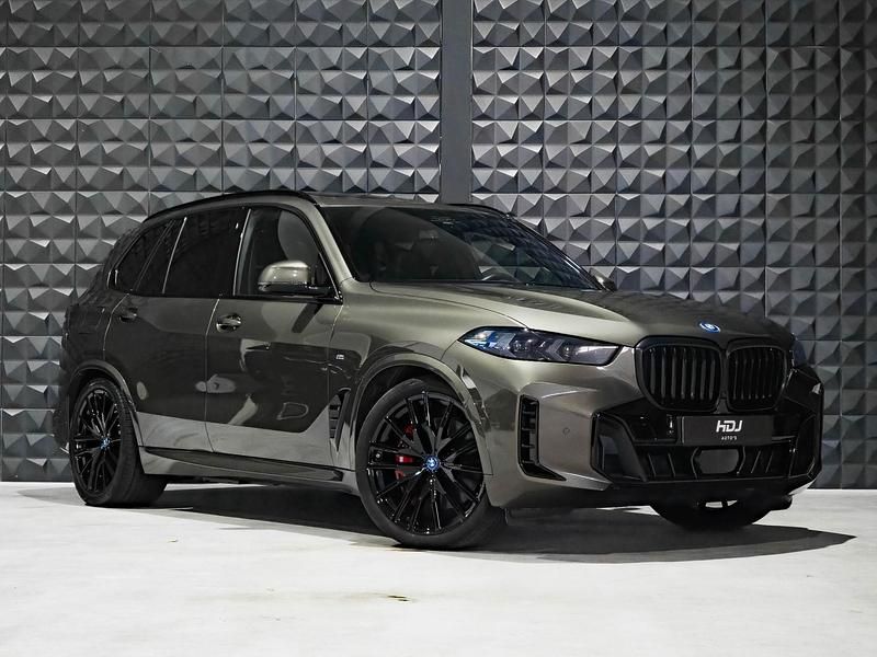 Grijs (metallic) Gebruikt 2023 BMW X5 Comfort Edition SUV | € 84.900 (Eerlijke prijs) - Afbeelding 1/4
