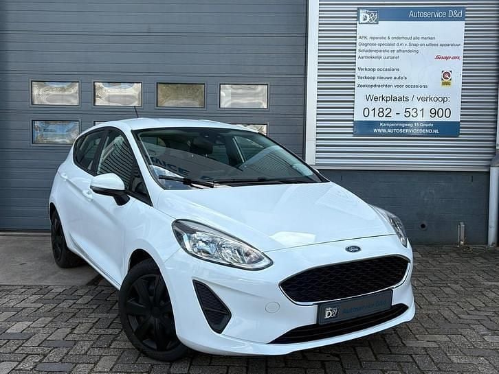 Occasion Ford Fiesta Trend 70 PK (51 kW) 2019 Wit Hatchback