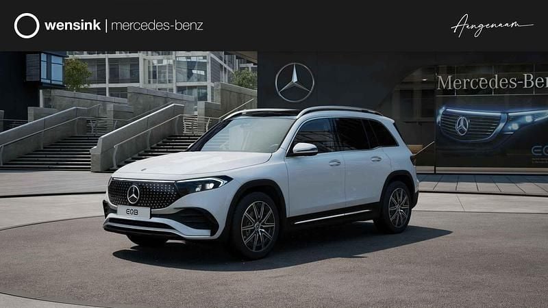 Wit Nieuw 2025 Mercedes EQB250+ Business SUV | € 46.750 (Super prijs) - Afbeelding 1/4