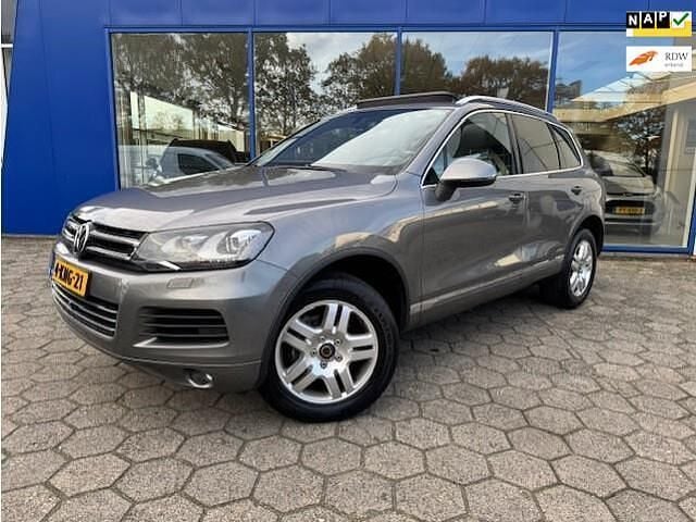 Grijs Gebruikt 2013 VW Touareg Highline SUV | € 15.450 - Afbeelding 1/4