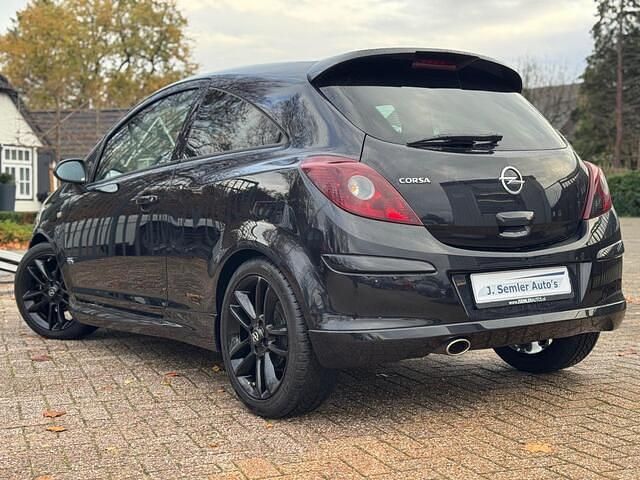 Occasion Opel Corsa Edition 101 PK (74 kW) 2011 Zwart Hatchback