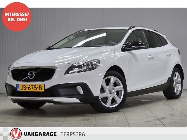 Wit Gebruikt 2016 Volvo V40 CC Summum Stationwagen | € 12.995 (Goede deal) - Afbeelding 1/4