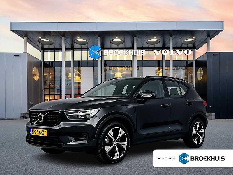 Gebruikt 2021 Volvo XC40 R-Design SUV | € 33.900 (Duur) - Afbeelding 1/4
