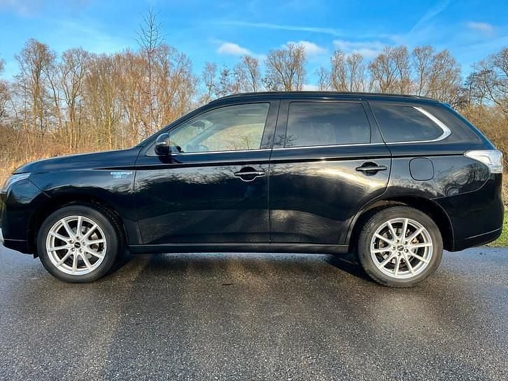 Occasion 2013 Mitsubishi Outlander SUV | € 8.995 (Goede deal) - Afbeelding 1/4