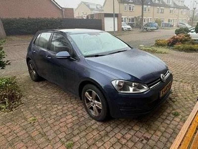 Blauw Gebruikt 2016 VW Golf VII Hatchback | € 9.200 (Super prijs) - Afbeelding 1/4
