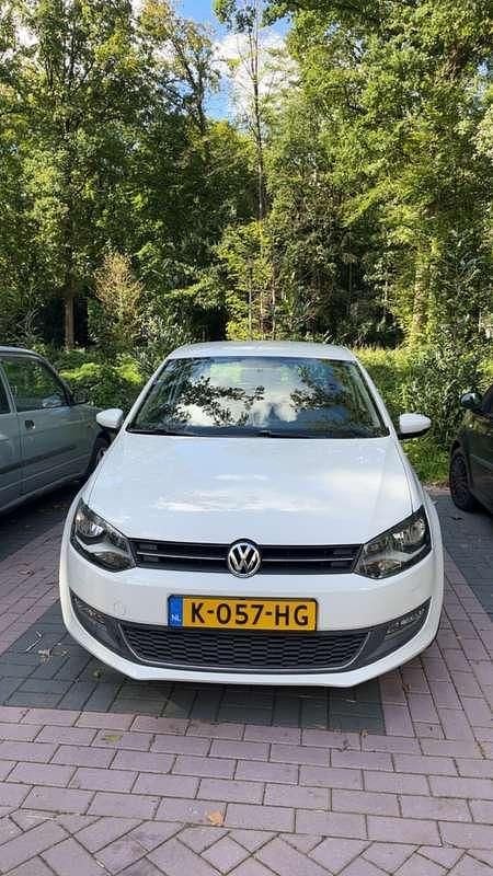 Wit Gebruikt 2010 VW Polo Trendline Hatchback | € 4.200 (Super prijs) - Afbeelding 1/4