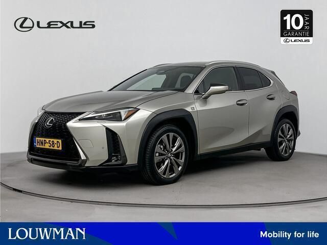 Grijs Gebruikt 2024 Lexus UX 300h Sport Design Packet SUV | € 45.950 - Afbeelding 1/3