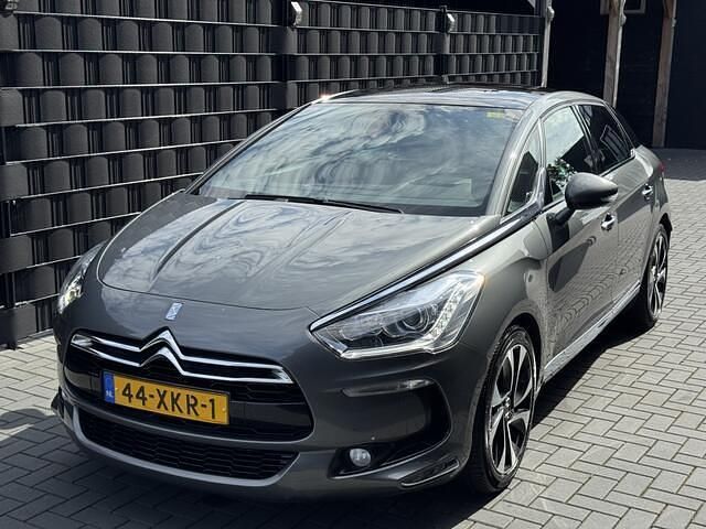 Grijs Gebruikt 2012 Citroën DS5 So Chic Hatchback | € 10.450 (Eerlijke prijs) - Afbeelding 1/4