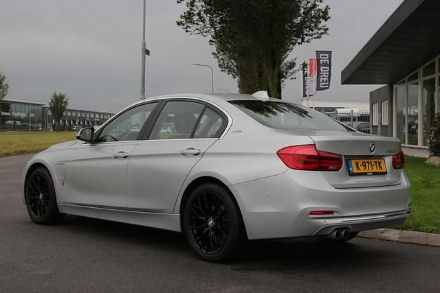 Occasion BMW 330 Executive 184 PK (135 kW) 2018 Grijs Sedan