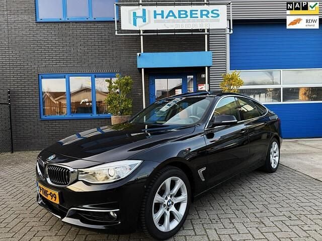 Zwart Gebruikt 2014 BMW 328 Executive Hatchback | € 17.745 - Afbeelding 1/4