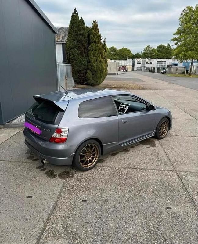 Gebruikt 2005 Honda Civic Type R | € 3.150 - Afbeelding 1/4