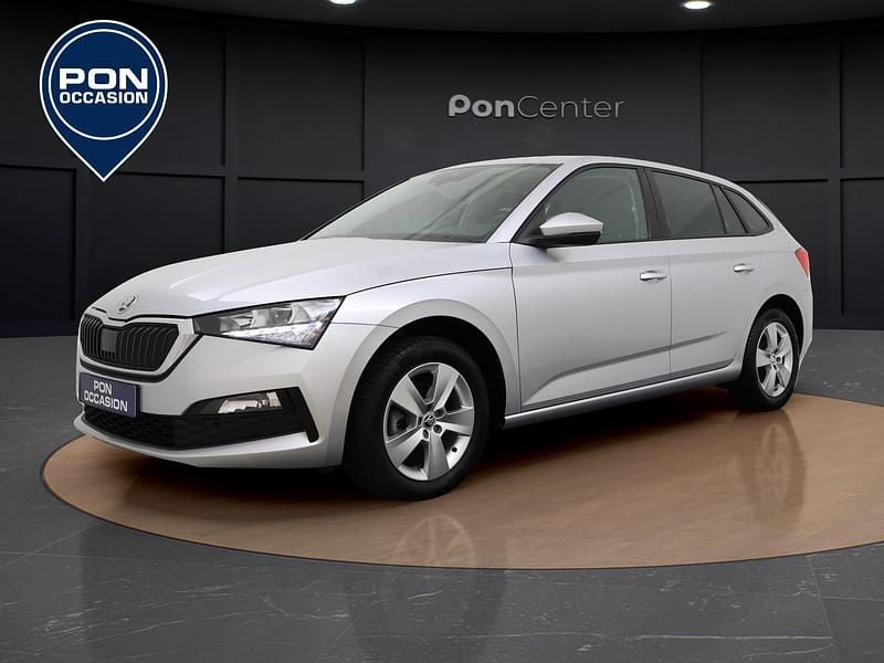 Zilver Gebruikt 2024 Skoda Scala Ambition Hatchback | € 21.650 (Eerlijke prijs) - Afbeelding 1/3