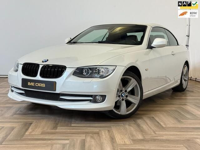 Wit Gebruikt 2011 BMW 320 Cabriolet Executive Cabriolet | € 14.899 (Eerlijke prijs) - Afbeelding 1/4
