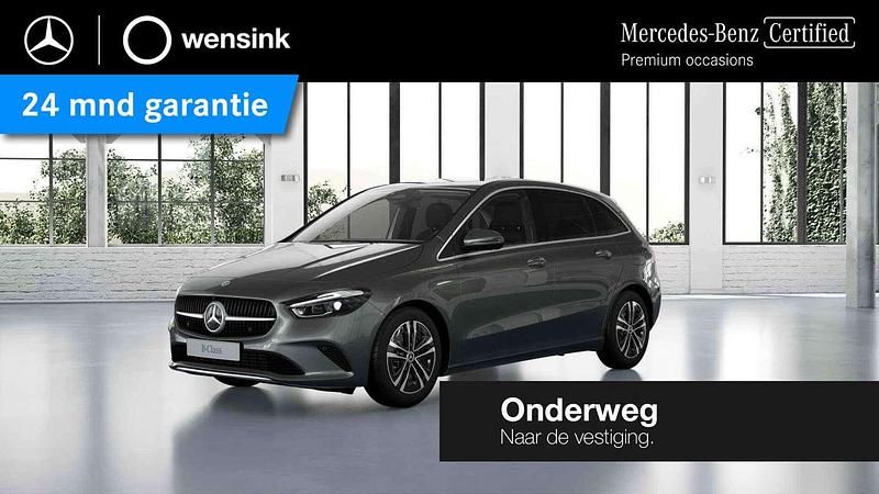 Grijs Occasion 2024 Mercedes B250e Business MPV | € 39.850 (Duur) - Afbeelding 1/4