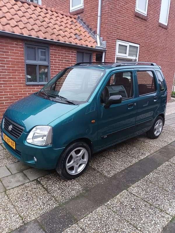 Groen Gebruikt 2004 Suzuki Wagon R+ GLS Stationwagen | € 1.200 (Eerlijke prijs) - Afbeelding 1/4