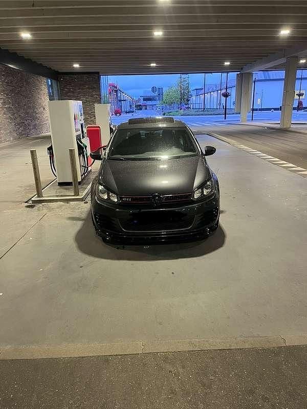 Occasion 2012 VW Golf VII GTI Sedan | € 10.500 (Goede deal) - Afbeelding 1/4