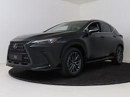 Zwart Gebruikt 2025 Lexus NX450h+ Luxury Line SUV | € 61.950 (Duur) - Afbeelding 1/3