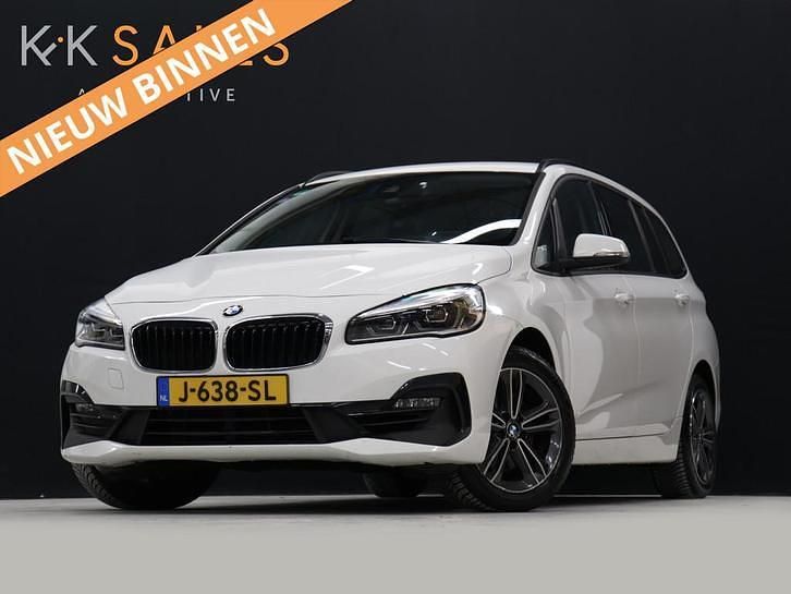 Wit Gebruikt 2020 BMW 218 Executive Stationwagen | € 15.940 (Goede deal) - Afbeelding 1/1
