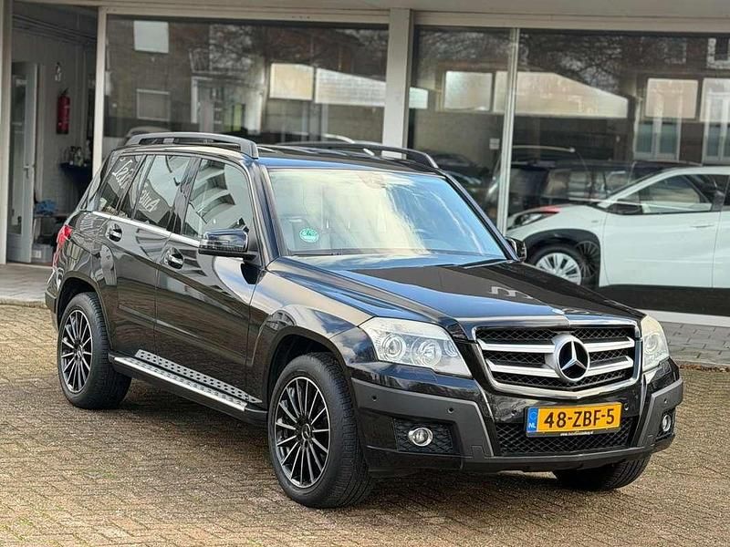 Zwart Gebruikt 2008 Mercedes GLK280 SUV | € 17.990 - Afbeelding 1/4