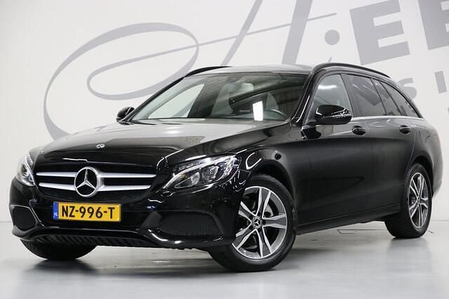 Zwart Gebruikt 2017 Mercedes C160 Premium Coupé | € 15.950 (Eerlijke prijs) - Afbeelding 1/4