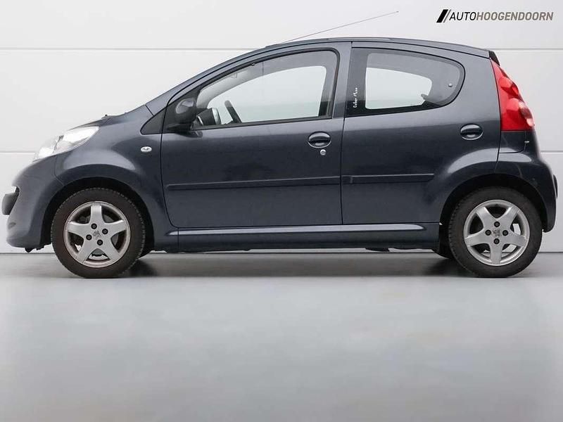 Occasion Peugeot 107 Urban Move 68 PK (50 kW) 2008 Grijs Hatchback