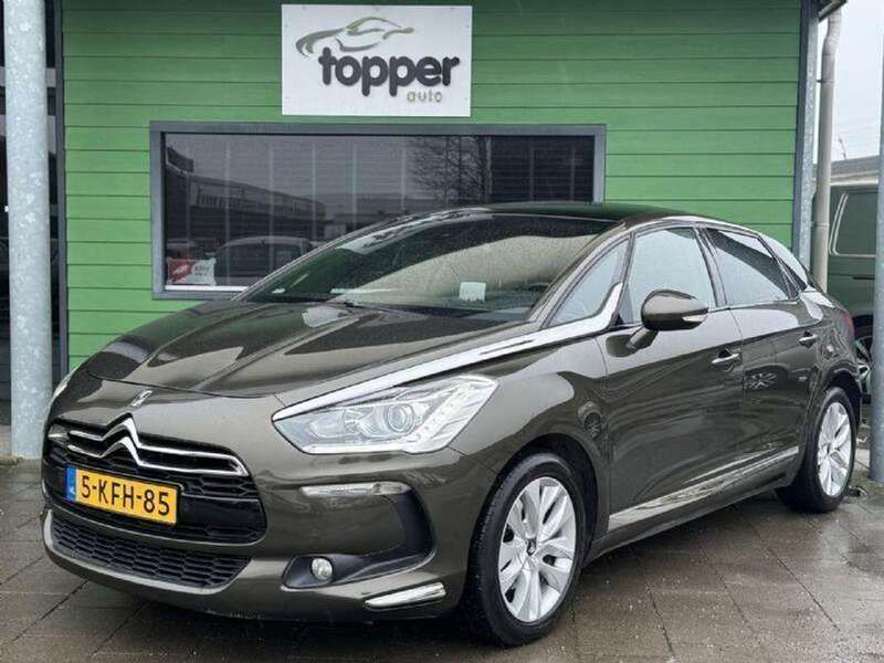 Bruin Gebruikt 2013 Citroën DS5 Business Class Hatchback | € 8.950 (Goede deal) - Afbeelding 1/4