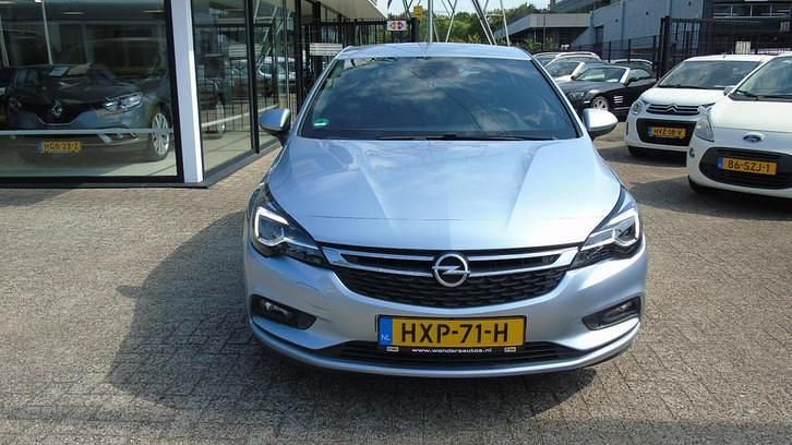 Occasion Opel Astra Innovation 105 PK (77 kW) 2016 Grijs Hatchback