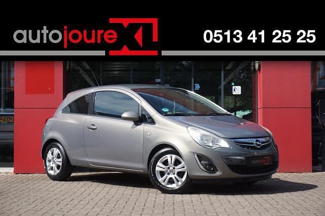 Bruin Gebruikt 2012 Opel Corsa Hatchback | € 4.949 (Iets duurder) - Afbeelding 1/4