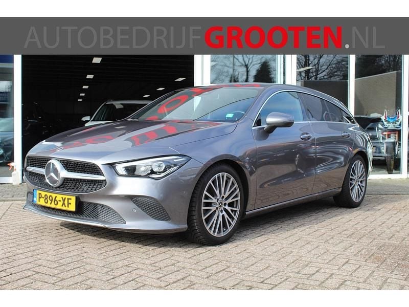 Occasion Mercedes CLA200 Luxury 165 PK (121 kW) 2022 Grijs Stationwagen
