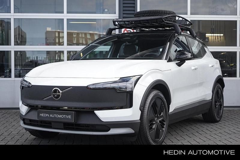 Wit Nieuw 2025 Volvo EX30 Performance SUV | € 57.220 - Afbeelding 1/4