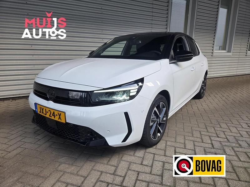 Wit Occasion 2024 Opel Corsa Hatchback | € 16.995 (Goede deal) - Afbeelding 1/4