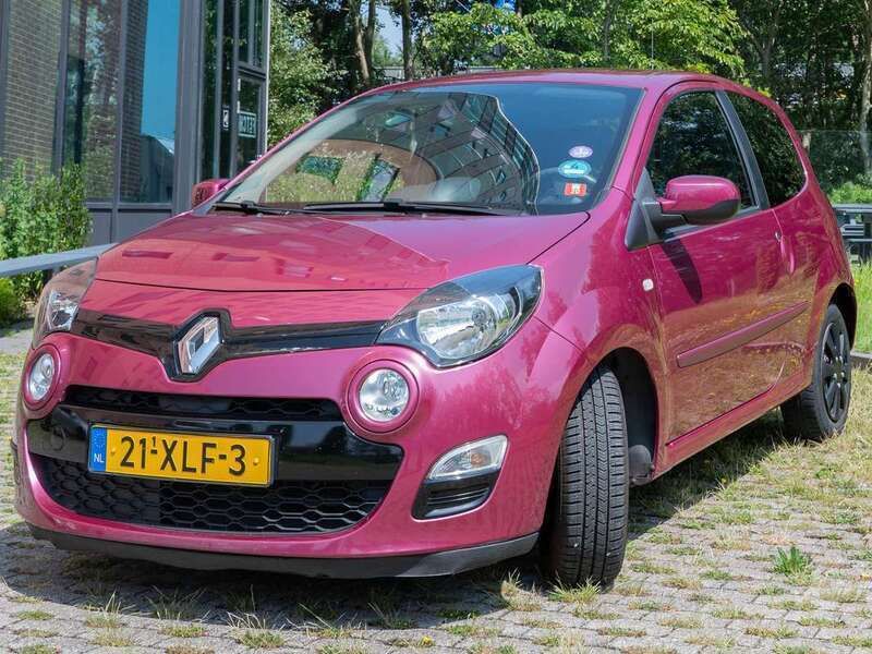 Paars Gebruikt 2012 Renault Twingo Collection Hatchback | € 3.950 (Eerlijke prijs) - Afbeelding 1/4