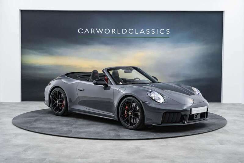 Grijs Gebruikt 2025 Porsche 911 Carrera GTS Cabriolet | € 289.992 - Afbeelding 1/4
