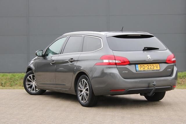 Occasion Peugeot 308 SW Premium 131 PK (96 kW) 2017 Grijs (metallic) Stationwagen
