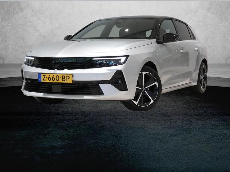 Grijs Gebruikt 2024 Opel Astra Hatchback | € 27.395 (Eerlijke prijs) - Afbeelding 1/3