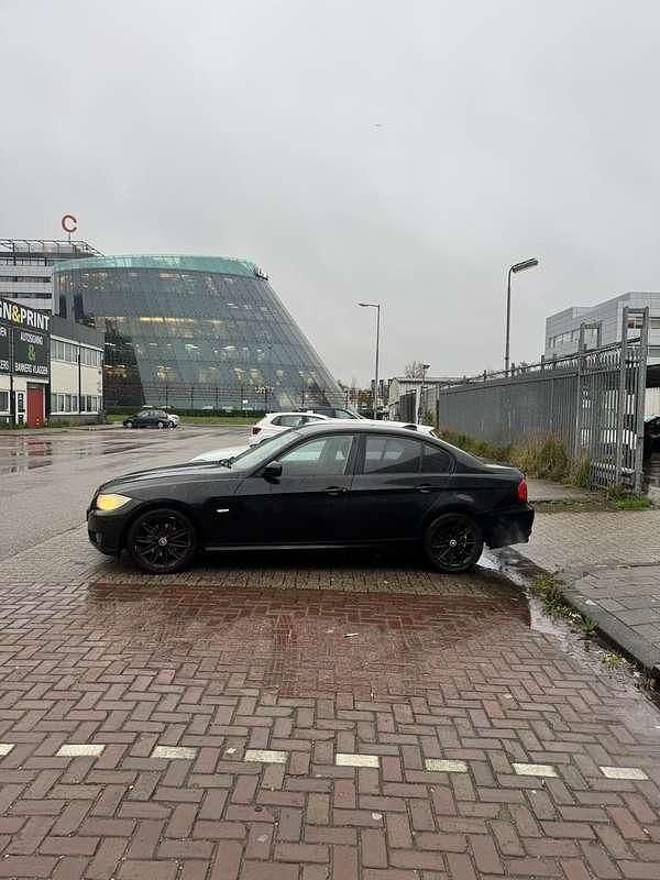 Occasion BMW 318 143 PK (105 kW) 2008 Zwart Sedan