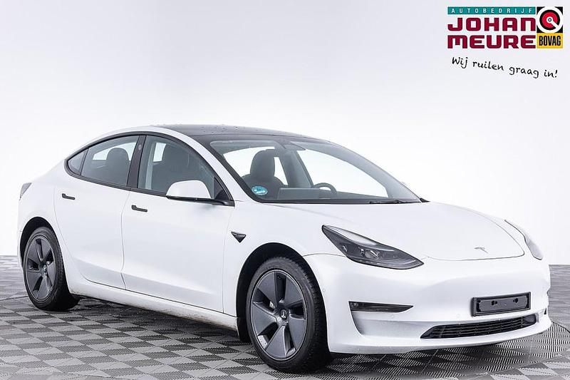 Wit Gebruikt 2022 Tesla Model 3 Long Range AWD Sedan | € 31.900 (Eerlijke prijs) - Afbeelding 1/4