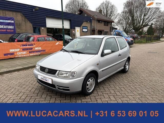 Grijs Gebruikt 2000 VW Polo Hatchback | € 1.195 (Eerlijke prijs) - Afbeelding 1/4