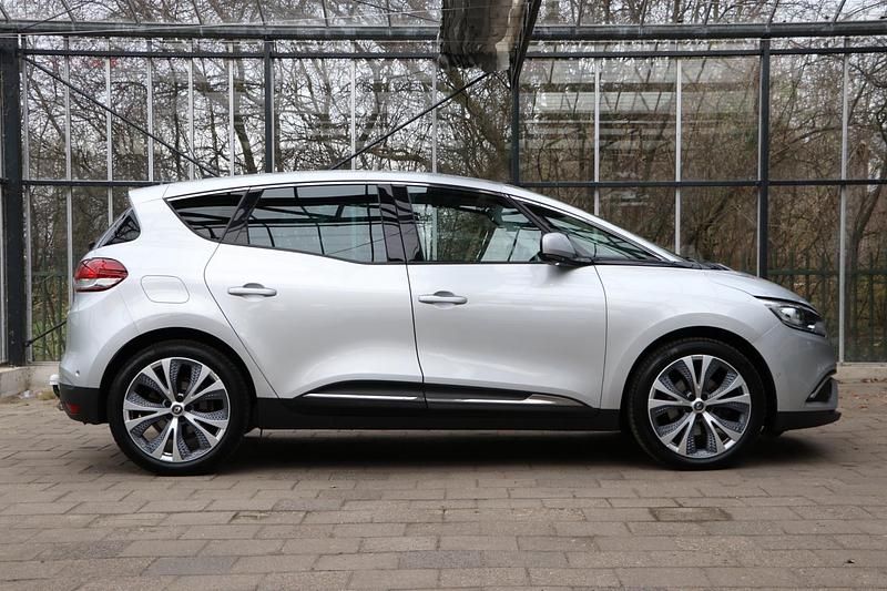 Occasion Renault Scénic IV Intens 116 PK (85 kW) 2019 Grijs MPV