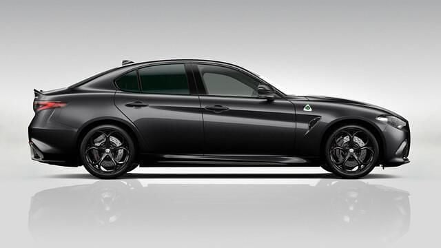 Occasion Alfa Romeo Giulia Quadrifoglio 510 PK (375 kW) 2022 Zwart Sedan
