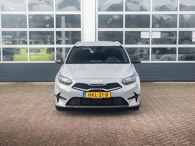 Occasion Kia Ceed Sportswagon Premium 101 PK (74 kW) 2025 Grijs Stationwagen
