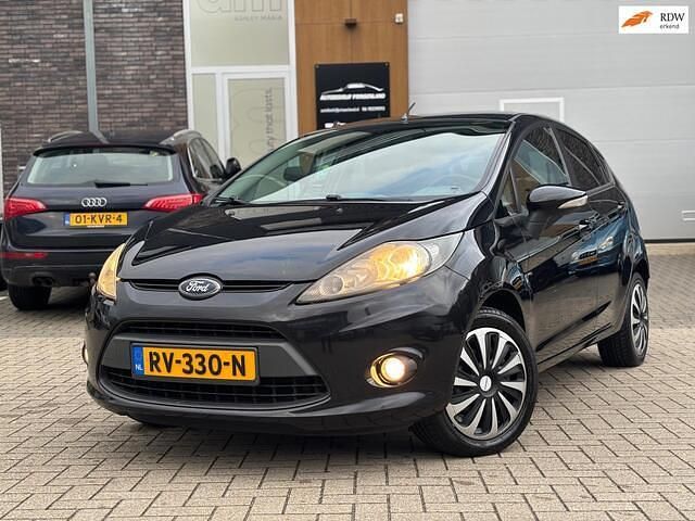 Zwart Gebruikt 2011 Ford Fiesta Ghia Hatchback | € 2.450 (Goede deal) - Afbeelding 1/4