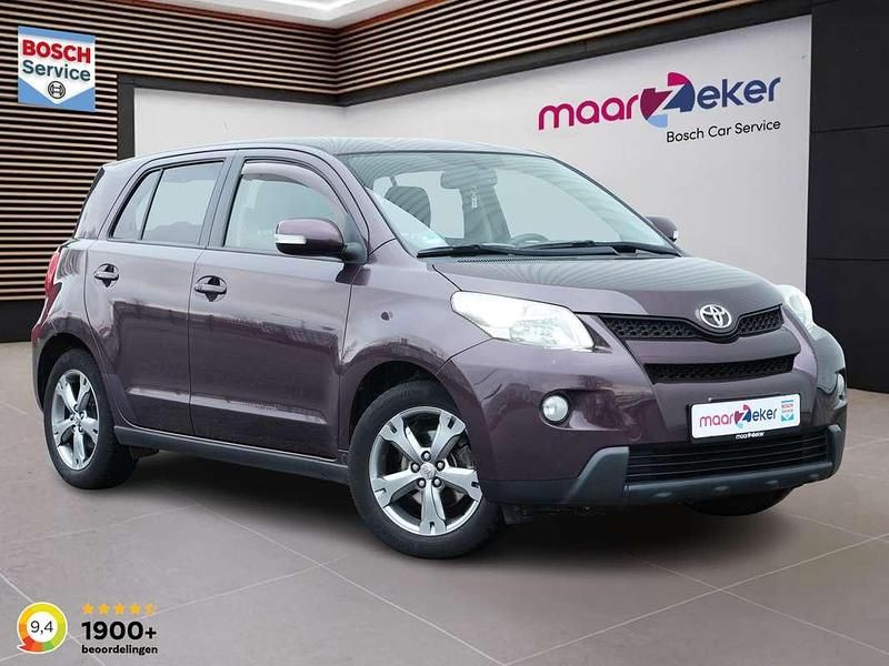 Paars Occasion 2009 Toyota Urban Cruiser Hatchback | € 6.950 (Eerlijke prijs) - Afbeelding 1/3