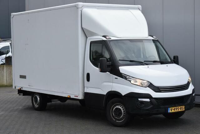 Wit Gebruikt 2018 Iveco Daily Van | € 16.995 (Iets duurder) - Afbeelding 1/4