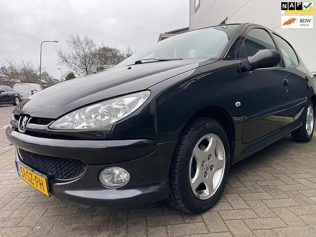 Occasion Peugeot 206 75 PK (55 kW) 2006 Zwart Hatchback
