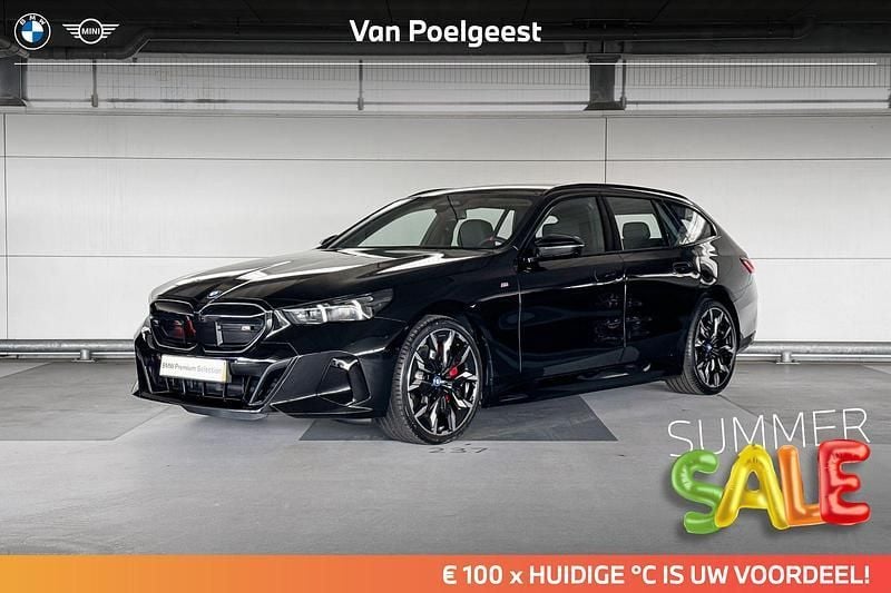 Saphirschwarz metallic (zwart metallic) Gebruikt 2024 BMW i5 Comfort Edition Sedan | € 89.500 (Duur) - Afbeelding 1/4