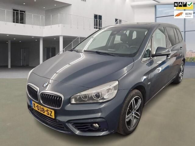 Grijs Gebruikt 2016 BMW 216 M Sport Stationwagen | € 7.401 (Goede deal) - Afbeelding 1/4