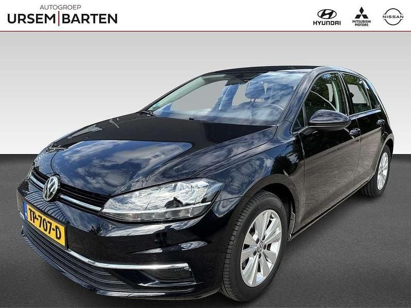 Zwart Gebruikt 2018 VW Golf VII Comfortline Hatchback | € 13.930 (Eerlijke prijs) - Afbeelding 1/4